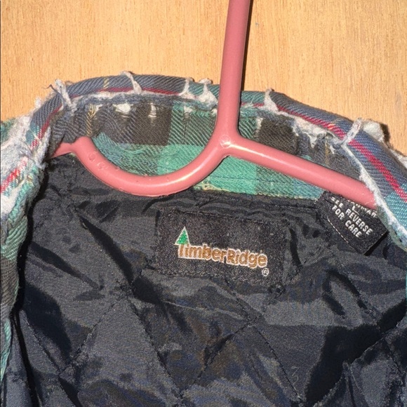 Timber Ridge Quilted Flannel - Picture 4 of 7